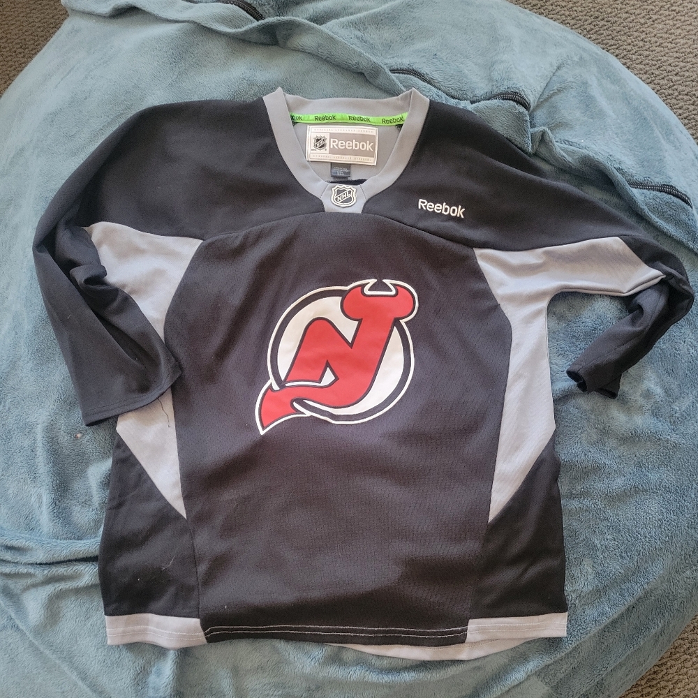 Reebok Gionta Kids Black and Gray Hockey Jersey Boys L XL